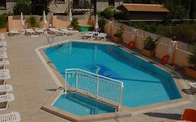 La Sirena Apartments Argassi Zante